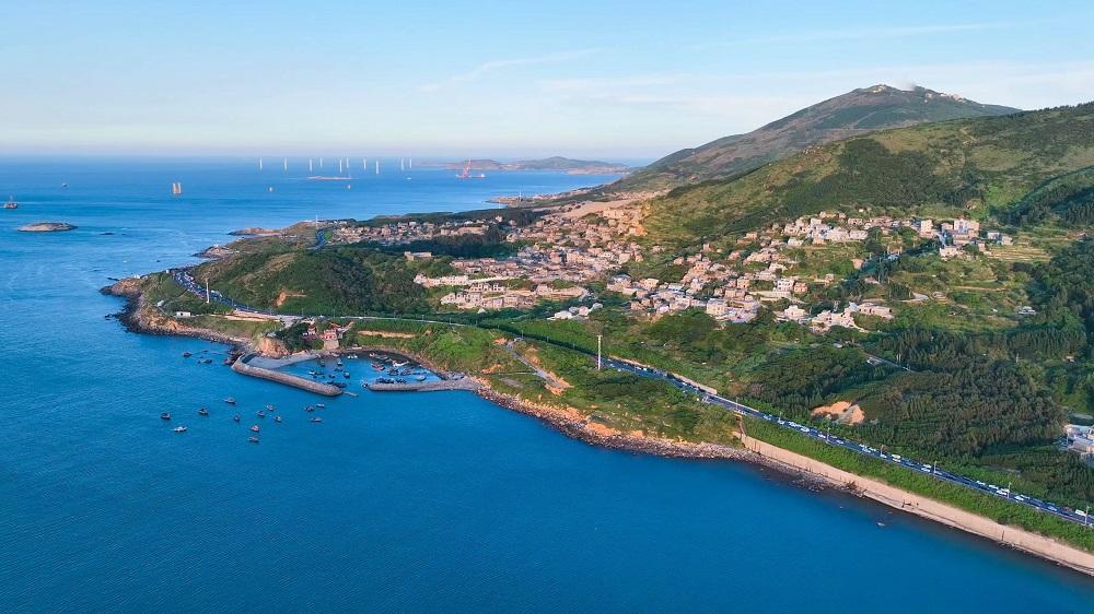 山海浪涌間的平潭風光